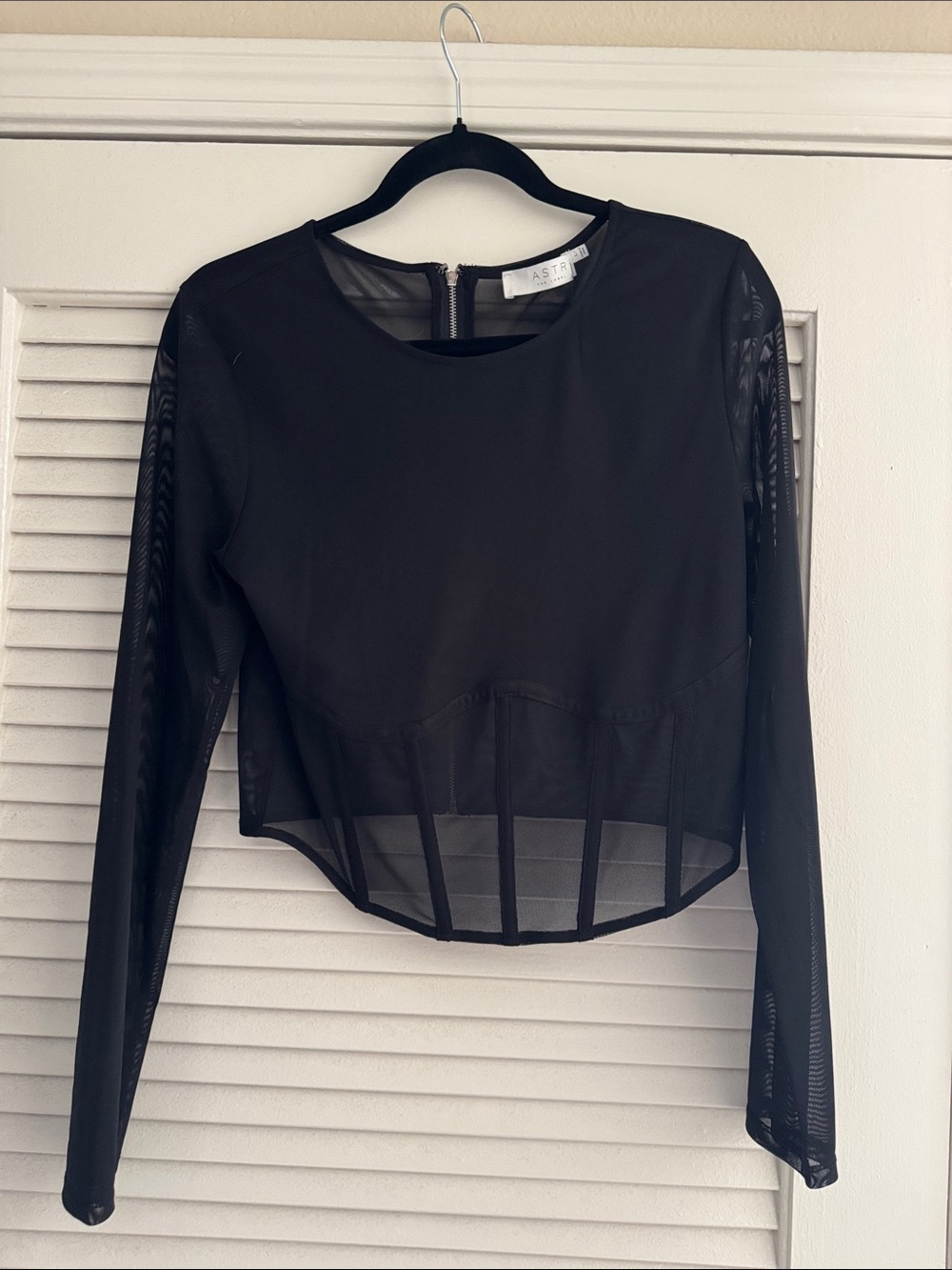 NWT Astr Black Long-Sleeve Mesh Paneled Crop Top